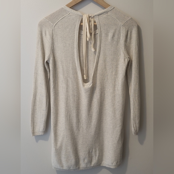 Aritzia t.Babaton Silk blend knit sweater - Picture 2 of 9